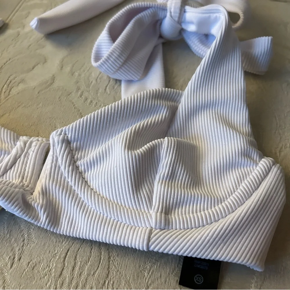 Beach riot Blair bikini top bow on shoulder size xs